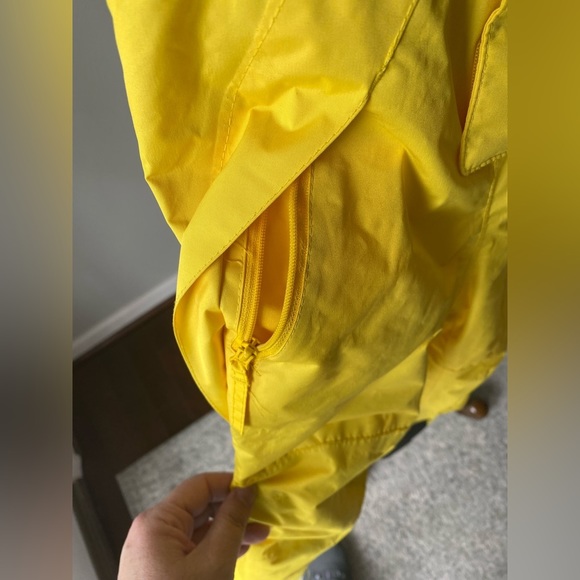 Snow Bib 2T-4T pre-loved Lupilu yellow - Picture 3 of 8